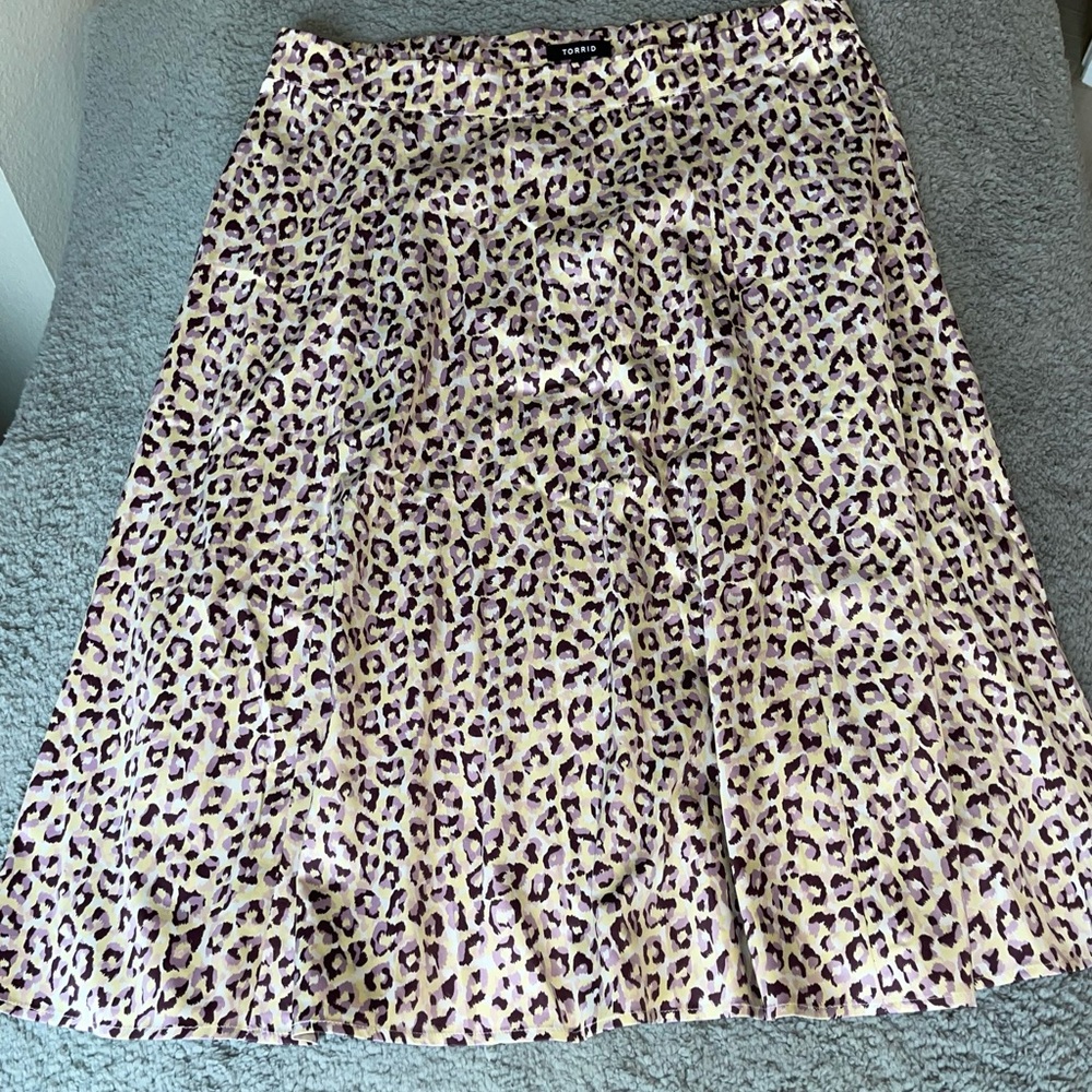 Torrid Leopard Print A-Line Skirt - Purple and Cream
